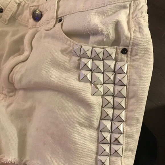 - Bdg shorts white with studs - Picture 8 of 8